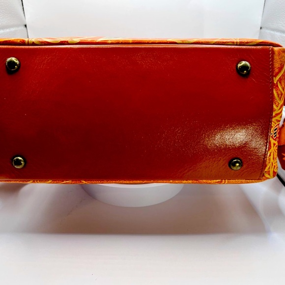 NWT Anuschka Tooled Embossed Leather Crossbody with Adjustable Strap - Butterfly - Picture 10 of 15